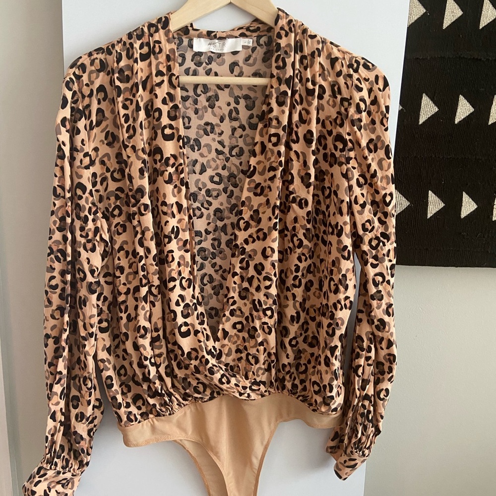 ASTR the Label Cheetah Print Long Sleeve Bodysuit